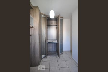 Apartamento para alugar com 70m², 3 quartos e 2 vagasArmário do quarto 3