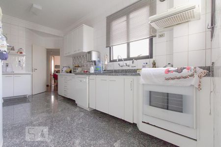 Apartamento à venda com 165m², 3 quartos e 4 vagasCozinha