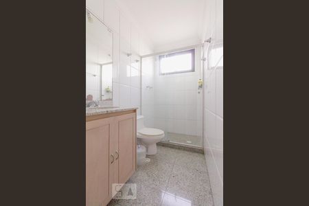 Apartamento à venda com 165m², 3 quartos e 4 vagasBanheiro Quarto 1