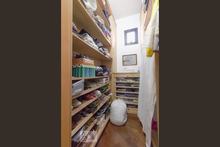 Apartamento à venda com 165m², 3 quartos e 4 vagasCloset Quarto 3