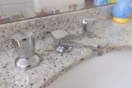 Apartamento à venda com 165m², 3 quartos e 4 vagasBanheito Quarto 2