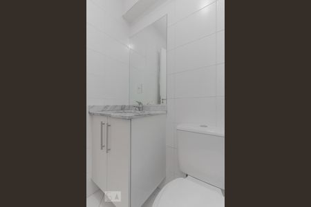 Banheiro de apartamento para alugar com 3 quartos, 72m² em Centro, Osasco