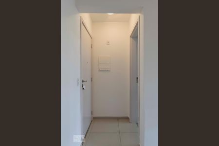 Sala (Entrada) de apartamento à venda com 2 quartos, 57m² em Vila Gumercindo, São Paulo