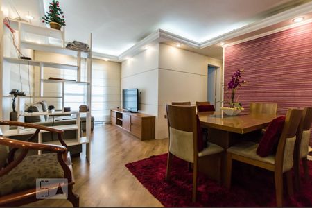 Sala de apartamento para alugar com 3 quartos, 64m² em Continental, Osasco