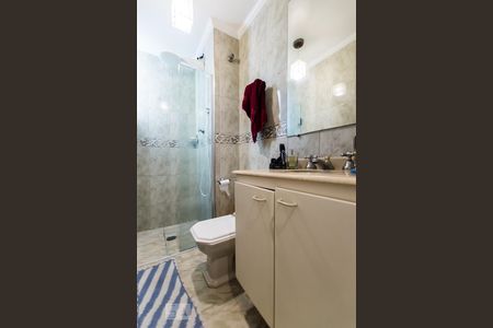 Banheiro de apartamento para alugar com 3 quartos, 64m² em Continental, Osasco