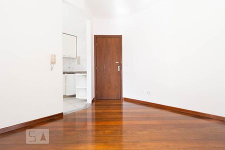 Sala de apartamento para alugar com 1 quarto, 45m² em Funcionários , Belo Horizonte