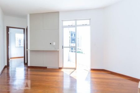 Sala de apartamento para alugar com 1 quarto, 45m² em Funcionários , Belo Horizonte