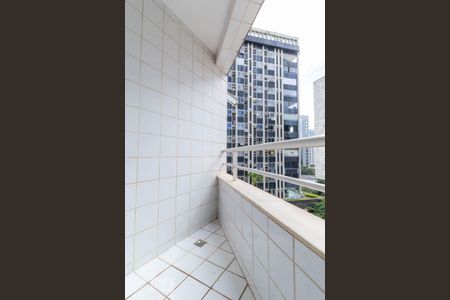 Varanda de apartamento para alugar com 1 quarto, 45m² em Funcionários , Belo Horizonte