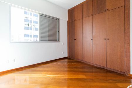 Quarto  de apartamento para alugar com 1 quarto, 45m² em Funcionários , Belo Horizonte