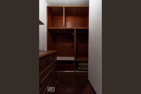 Apartamento à venda com 147m², 3 quartos e 2 vagasCloset da suíte 