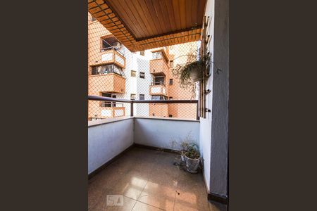 Apartamento à venda com 147m², 3 quartos e 2 vagasVaranda da suíte 