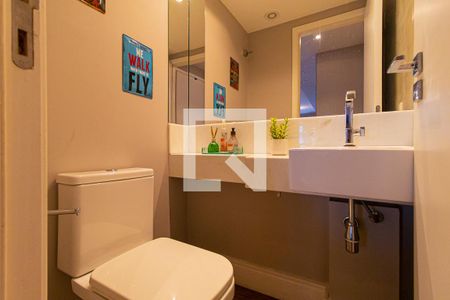 Lavabo de apartamento para alugar com 2 quartos, 67m² em Cerqueira César, São Paulo