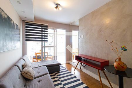 Sala de apartamento para alugar com 2 quartos, 67m² em Cerqueira César, São Paulo