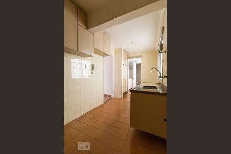 Apartamento à venda com 75m², 2 quartos e 1 vagaCozinha 