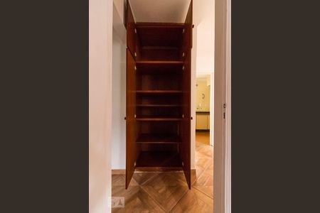 Armário do corredor  de apartamento à venda com 2 quartos, 75m² em Vila Prudente, São Paulo