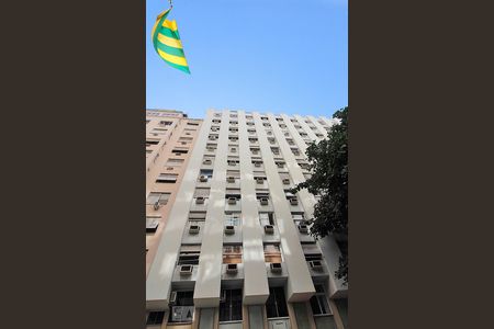 Apartamento à venda com 80m², 1 quarto e sem vagaFachada do Prédio.