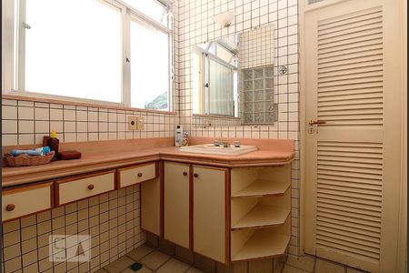 Apartamento à venda com 80m², 1 quarto e sem vagaBanheiro Social.