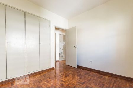 Apartamento à venda com 89m², 2 quartos e 1 vagaQuarto 2