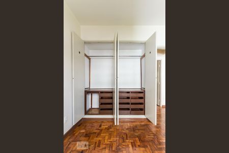 Apartamento à venda com 89m², 2 quartos e 1 vagaQuarto 2