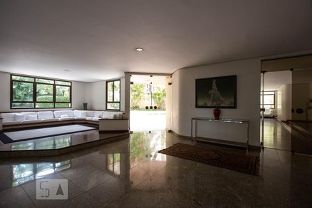 Apartamento à venda com 227m², 4 quartos e 4 vagashall do prédio