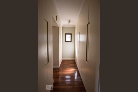 Apartamento à venda com 227m², 4 quartos e 4 vagascloset suite 2