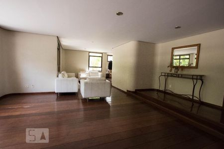 Apartamento à venda com 227m², 4 quartos e 4 vagassalão de festas