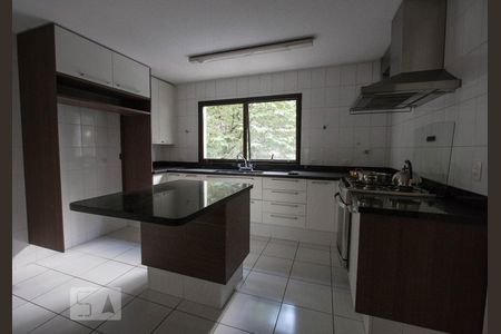 Apartamento à venda com 227m², 4 quartos e 4 vagascozinha