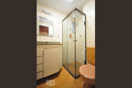 Banheiro de apartamento para alugar com 3 quartos, 73m² em Vila Andrade, São Paulo