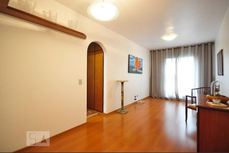 Apartamento para alugar com 73m², 3 quartos e 2 vagasSala