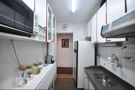 Apartamento para alugar com 73m², 3 quartos e 2 vagasCozinha