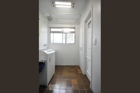 Área de serviço de apartamento para alugar com 3 quartos, 73m² em Vila Andrade, São Paulo