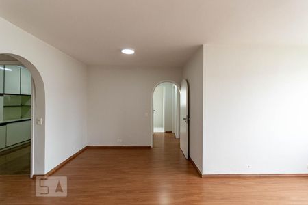 Apartamento à venda com 80m², 2 quartos e 1 vaga Apartamento à venda com 80m², 2 quartos e 1 vagaSala