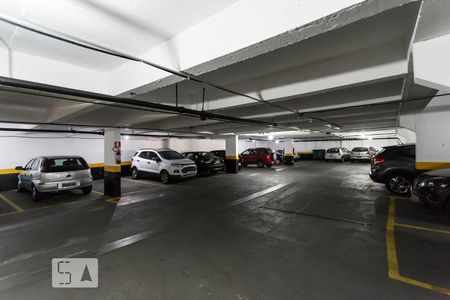 Apartamento à venda com 80m², 2 quartos e 1 vaga Apartamento à venda com 80m², 2 quartos e 1 vagaGaragem
