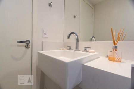 Apartamento à venda com 87m², 2 quartos e 2 vagasBANHEIRO 1