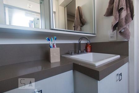 Apartamento à venda com 87m², 2 quartos e 2 vagasBANHEIRO SUITE