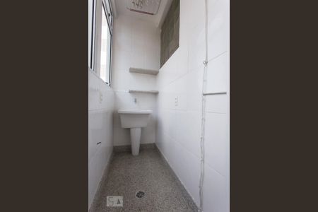 Studio para alugar com 60m², 1 quarto e sem vaga Studio para alugar com 60m², 1 quarto e sem vagaÁrea de serviço