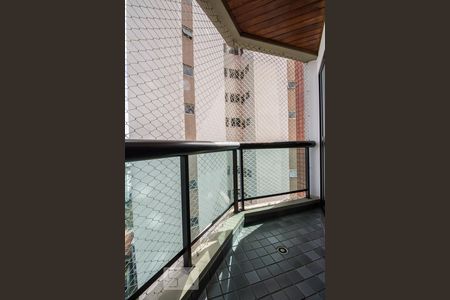 Apartamento para alugar com 56m², 1 quarto e 2 vagasVaranda