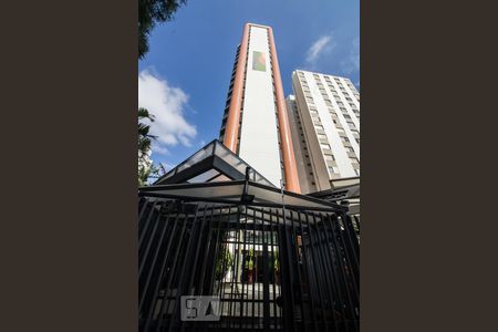 Apartamento para alugar com 56m², 1 quarto e 2 vagasFachada