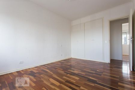Apartamento para alugar com 217m², 3 quartos e 1 vagaQuarto 03