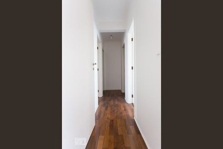 Apartamento para alugar com 217m², 3 quartos e 1 vagaCorredor