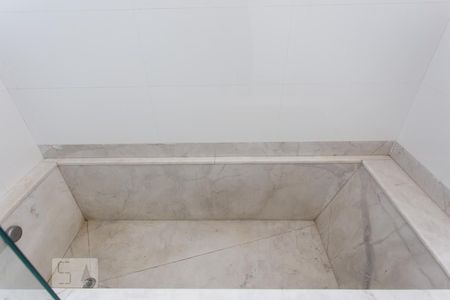 Apartamento para alugar com 217m², 3 quartos e 1 vagaBanheiro