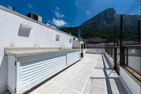 Apartamento à venda com 317m², 4 quartos e 3 vagas Apartamento à venda com 317m², 4 quartos e 3 vagasCobertura 3º piso