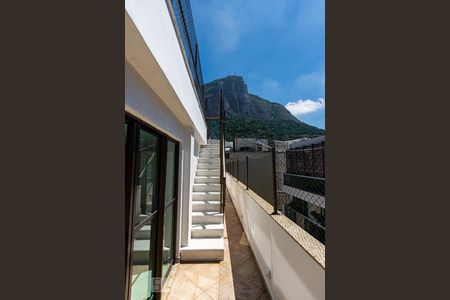 Apartamento à venda com 317m², 4 quartos e 3 vagas Apartamento à venda com 317m², 4 quartos e 3 vagasCobertura - Área Externa