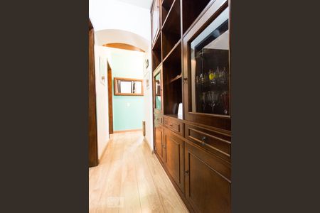 Corredor de apartamento para alugar com 3 quartos, 103m² em Jardim Paulista, São Paulo