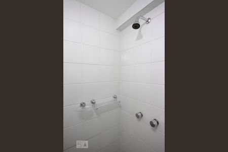 Banheiro de apartamento para alugar com 1 quarto, 40m² em Higienópolis, São Paulo