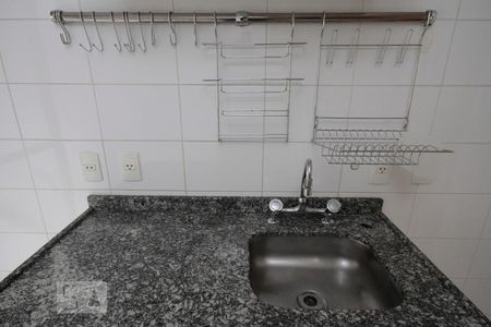 Cozinha de apartamento para alugar com 1 quarto, 40m² em Higienópolis, São Paulo