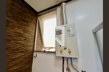 Apartamento à venda com 93m², 2 quartos e sem vaga Apartamento à venda com 93m², 2 quartos e sem vagaBanheiro social