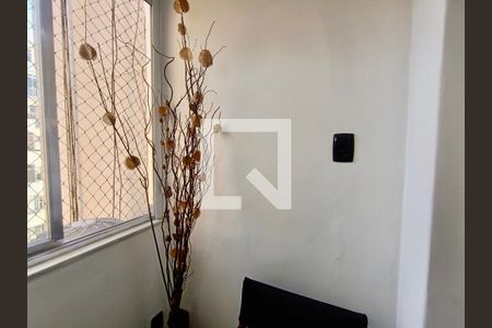 Apartamento à venda com 93m², 2 quartos e sem vaga Apartamento à venda com 93m², 2 quartos e sem vagaVaranda do Suíte