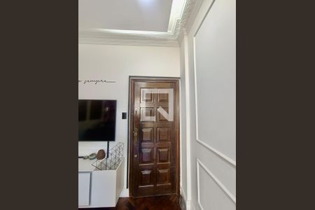 Apartamento à venda com 93m², 2 quartos e sem vaga Apartamento à venda com 93m², 2 quartos e sem vagaSala