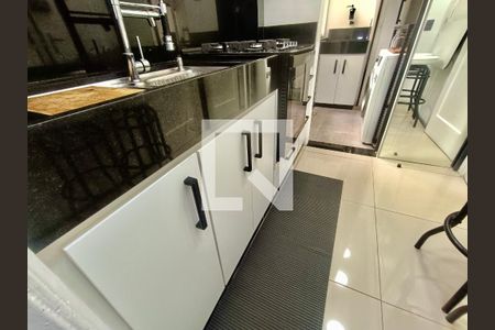 Apartamento à venda com 93m², 2 quartos e sem vaga Apartamento à venda com 93m², 2 quartos e sem vagaCozinha